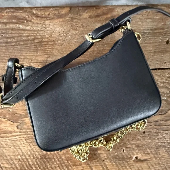 Versace Jeans Couture graphic logo print mini bag with crossbody strap - Picture 6 of 8